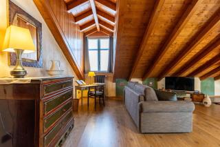 L'Atelier, artistc luxury apartment, AC WiFi, Garage, Arona - 3