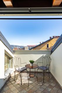 L'Atelier, artistc luxury apartment, AC WiFi, Garage, Arona - 6