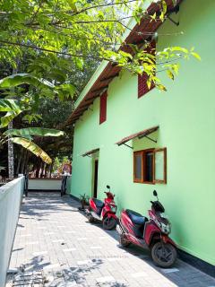 Sandora Home Stay - 7