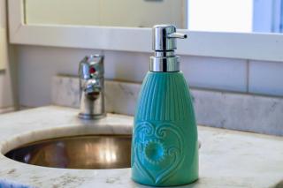 Moderno y Acogedor Depto con Deck & Vista al Lago - 1