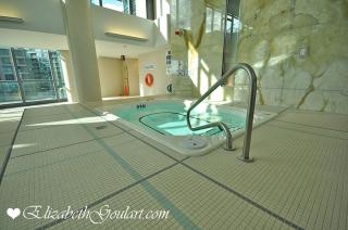 Luxury CN Tower Suites - Steps to BMO Soccer Stadium- Pool - GYM - Yoga - 9