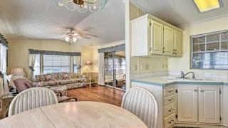 Relaxing Home Pool Access and Screened-In Porch! - 6