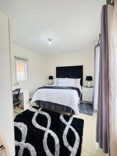 HomelyVest Homestay - 4