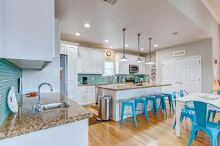 A Tequila Sunrise home - 1