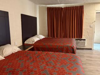 Border Motel - 2