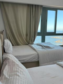 T9-29-2 Seaview Hotel Apartment Direct Sea View - 6
