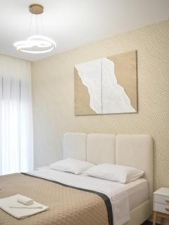 Montewave One-Bedroom Apartment - 2