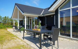 Nice Home In Ringkøbing With Sauna - 2