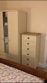 MeadowView Apartment B - 2 mins walk to Carrigaline town, sleeps 4 - 5