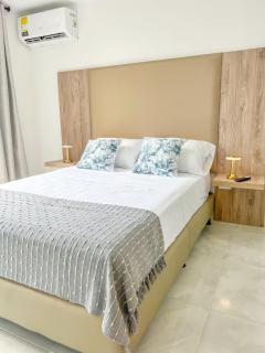 Moderno Apto 2 Habitaciones - con Aire y Ubicación Top - 0