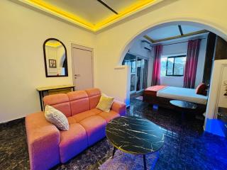 La Castrol Hotel Apartments - 0