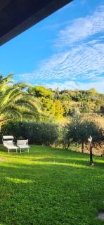 Lory House - 1