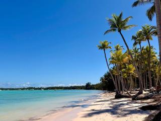 Exclusive Tropical 2 Bedroom Villa with Private Garden - Beach Access - Bávaro, Punta Cana - 0