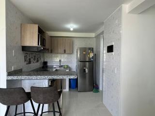 Moderno Apto de 2 Hab con Balcón y Gran Ubicación - 3