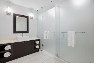 Spacious 1BR Loft Villa - Pool Golf - Doral Downtown - 6