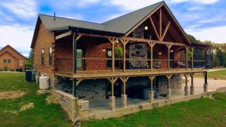 Southern Smoke - Scenic Decks - Hot Tub - WiFi - 5