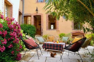 Gite de charme, Sologne, séjour en famille, rivière, jeux, balade nature en forêt & détente, Centre Historique, Gare TER - 0
