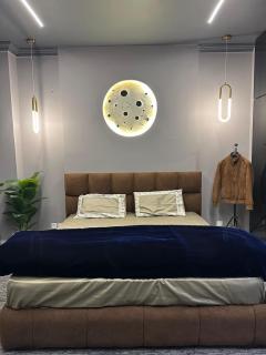 Luxury Furnished Apartment in Heart of Multan - 8