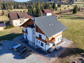 Pensiunea IZBUCUL GALBENEI - 2