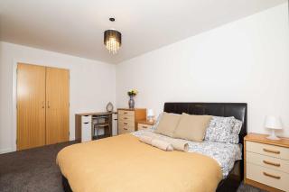 Aberdeen Spacious House - 3 Beds - Sleeps 5 with Free Parking and Fast Wi-Fi - 9