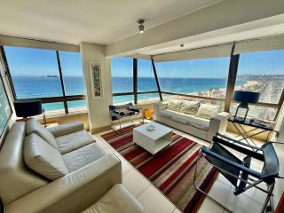 Primera Linea frente a la playa en Av San Martin - 6