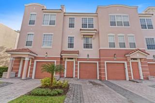 Family-Friendly at Vista Cay-Top notch- 5015#44 - 9