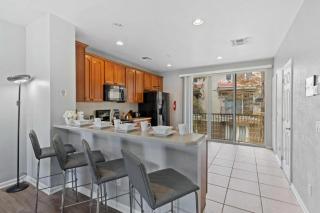 5063-66 Top notch 3BR Getaway in Vista Cay Resort - 5
