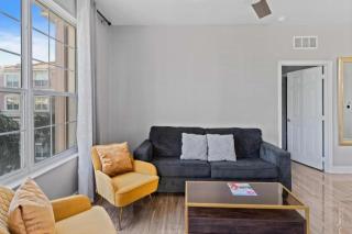 4862-304 Clean, Modern Condo with Resort Amenities - 4