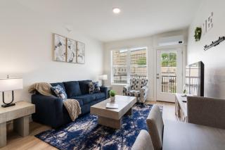 Stylish Suite 302 by Downtown & Convention Center! - 5