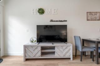 Stylish Suite 302 by Downtown & Convention Center! - 3