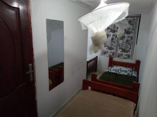 Maasai Villa Backpackers Home - 6