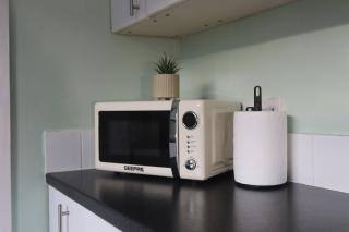 Spacious Sunderland Apartment - Free Private Parking, Contractors Welcome - 3