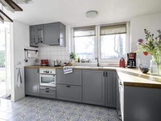 Family Home with Loosdrechtse Plassen access - 7