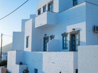 Santorini Stay with Hot Tub - 0