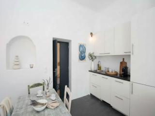 Grand Village Stay for Seven - 7
