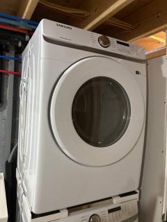 Hot Tub, Walk to Caesars, Free Parking, Sleeps 8 - 1