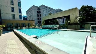Luxurious Retreat Prime Location - 3