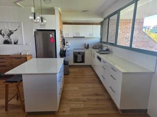 Large apartment in Kingston - 3