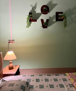 Maya - Spacious 1 Bedroom Retreat with AC, Fast Wi-Fi and Terrace - 7