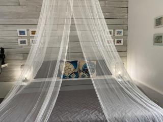 Turtle Hideaway - 2