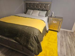 Cozy & Roomy Apt close to all - 9