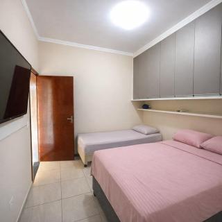 Sobrado completo, Cibratel 2, piscina, churrasqueira, até 8 pessoas! - 2