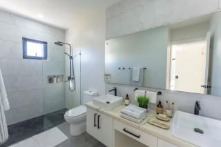 Modern Luxury Villa with Private Pool Ocean Village - 6