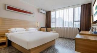 City Comfort Inn Hezhou High Speed Railway Station - 1