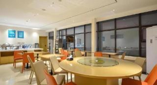 City Comfort Inn Jingzhou Greenland Overseas Beach Wuyue Plaza - 4