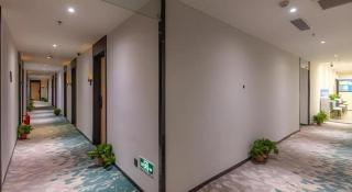 GreenTree Inn Express Lanzhou West Passenger Station Lanzhou Center - 4