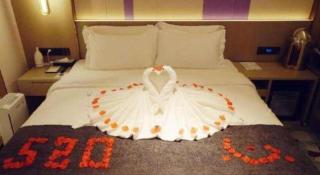 Lavande Hotel Shanghai Jing'an Shibei Gaoxin - 1