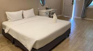 Thong Prachok Hotel - 8