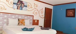 Haweli Restaurant & Guest House - 6