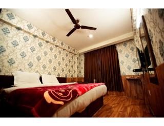 Standard Hotel And restaurant, Srinagar - 4